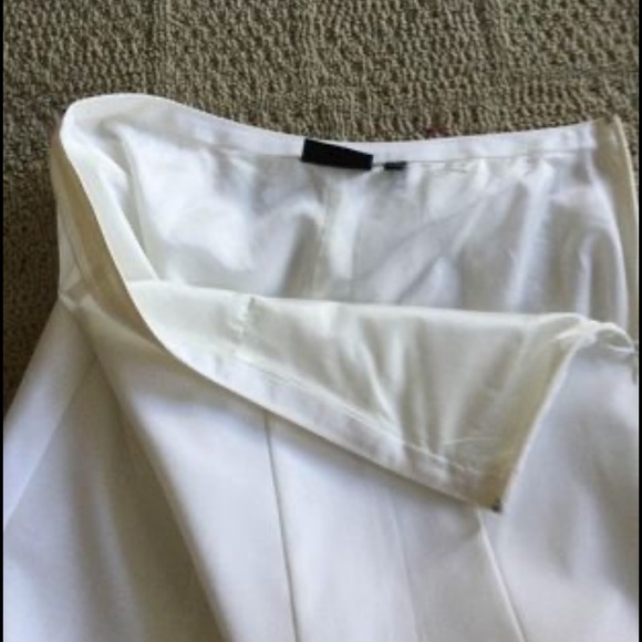 The limited women's white Godet skirt, ruffled detail size 4 - Picture 6 of 12